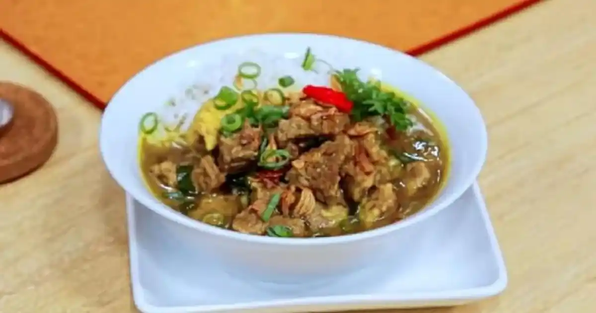 Nasi Grombyang Pemalang’s Floating Broth