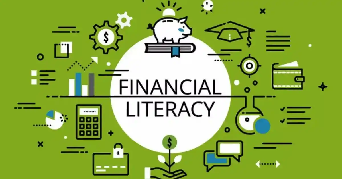 Why Financial Literacy Matters for Young People in the Digital Age